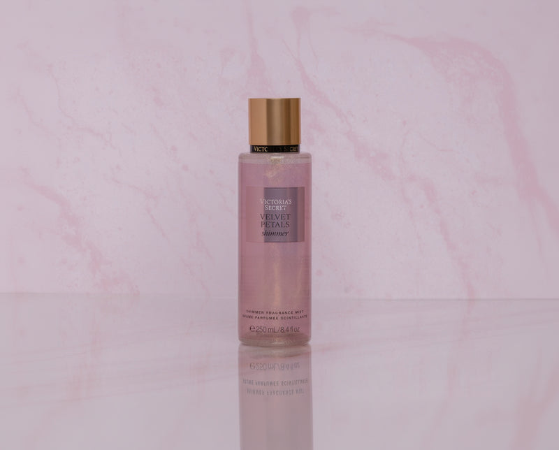 Victoria’s Secret Velvet Petals Shimmer - 250ml
